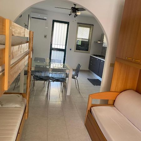 Le Ville 1 Costa Saracena Аньоне Бани Екстериор снимка