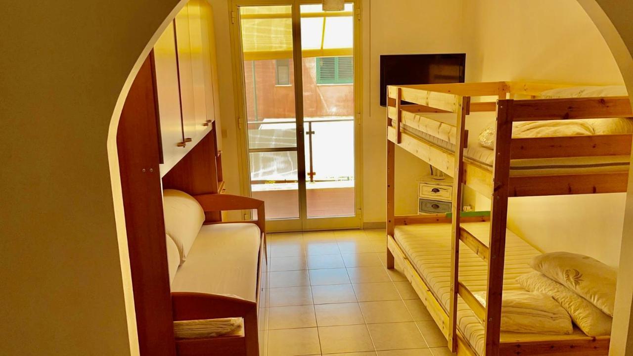 Le Ville 1 Costa Saracena Аньоне Бани Екстериор снимка