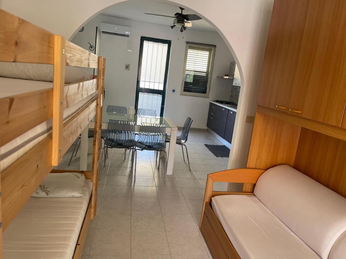 Le Ville 1 Costa Saracena Аньоне Бани Екстериор снимка