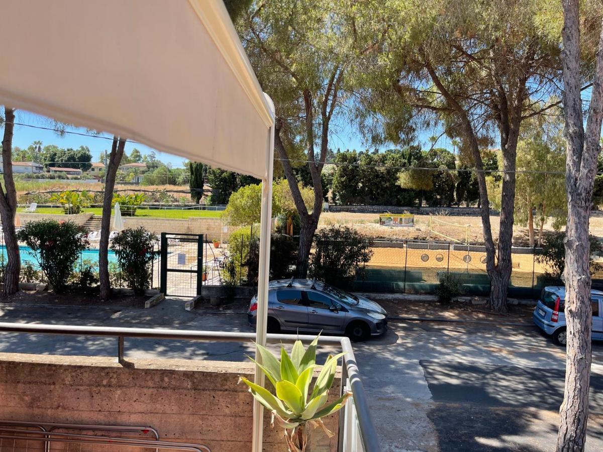 Le Ville 1 Costa Saracena Аньоне Бани Екстериор снимка
