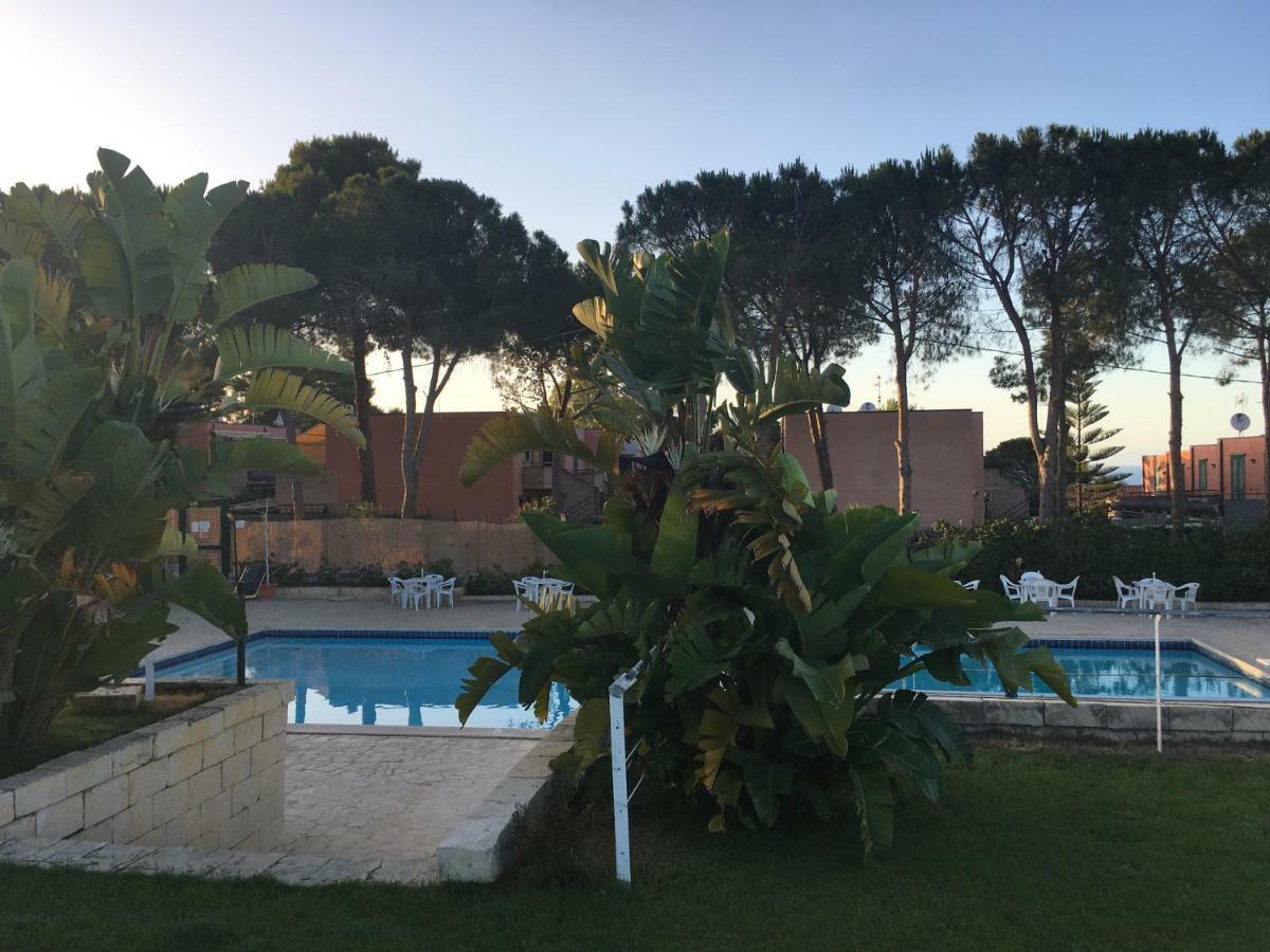 Le Ville 1 Costa Saracena Аньоне Бани Екстериор снимка