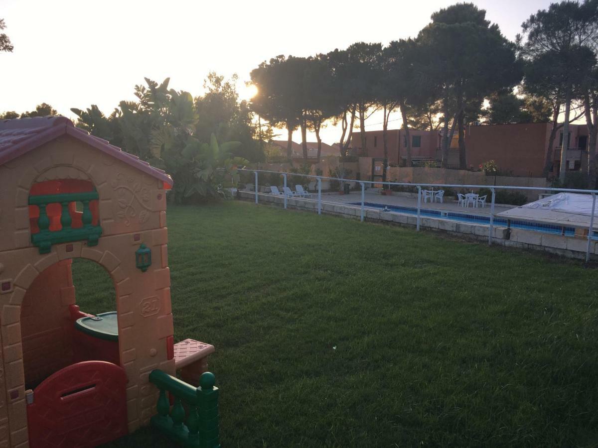 Le Ville 1 Costa Saracena Аньоне Бани Екстериор снимка